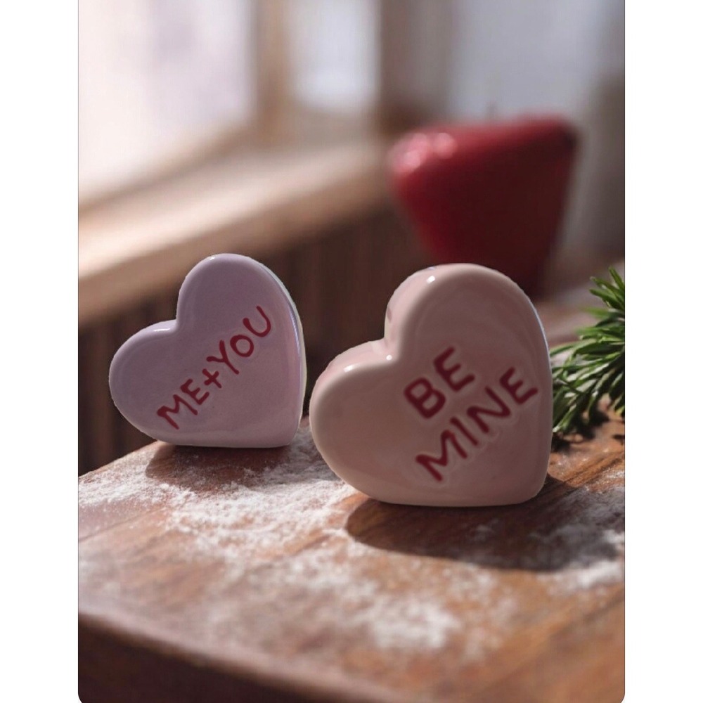 Valentines Mini Salt & Pepper Shakers  Be Mine Sweetheart Gift Kitchen Decor